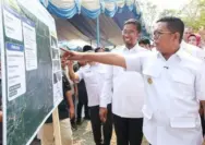 Gubernur Banten Andra Soni saat meresmikan pembangunan jalan desa di Kabupaten Lebak